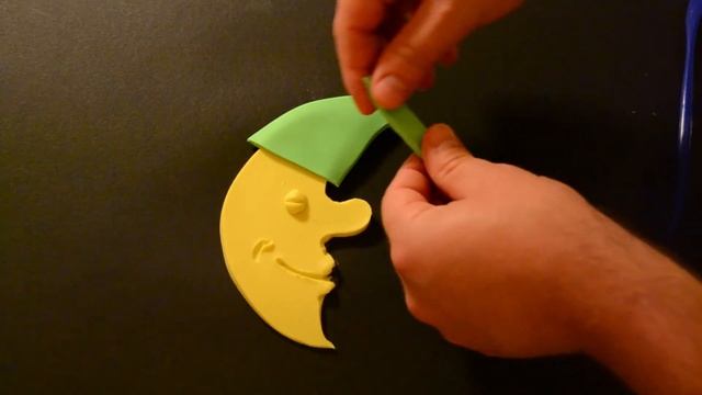 Play-Doh sleeping moon, спящая луна из пластилина , luna che dorme fatta con il Play-Doh смотреть онлайн