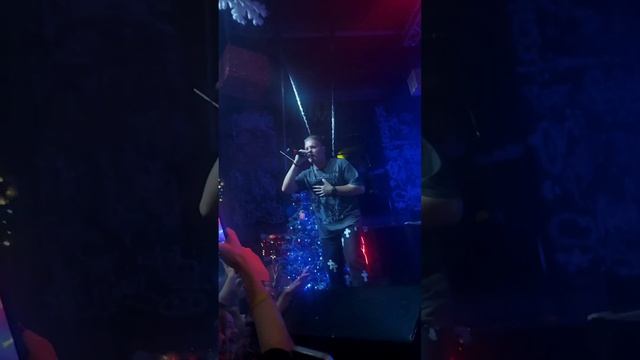 В горячем ночном клубе ИЗИ | Красивые девушки и танцы #ночнойклуб смотреть онлайн