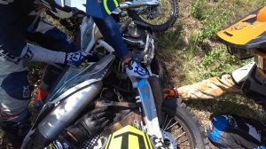 Зажевало ногу в колесо мотоцикла, шок!  Enduro