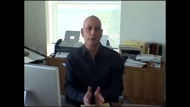 Проблем с деньгами нет. Есть проблемы с идеями. Рэнди Гейдж смотреть онлайн