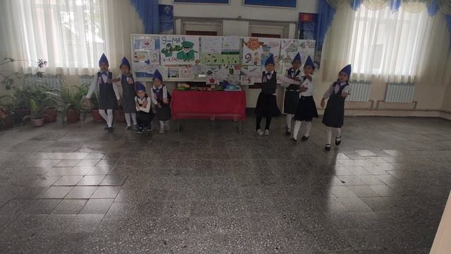 #Чуская область Ысык-Атинский район Первомайская школа 2-3 класс смотреть онлайн