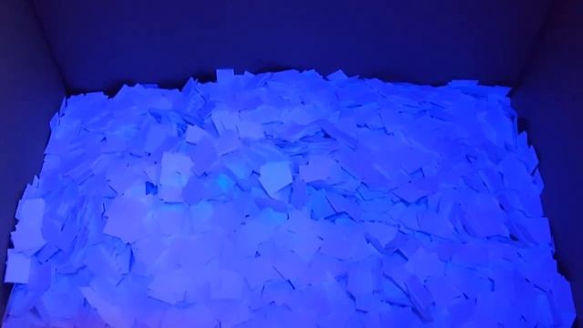 Конфетти для Бумажного шоу смотреть онлайн