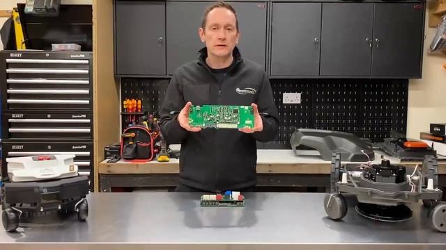 Сравнение роботов газонокосилок Caiman Ambrogio и Husqvarna Automower, часть2 смотреть онлайн