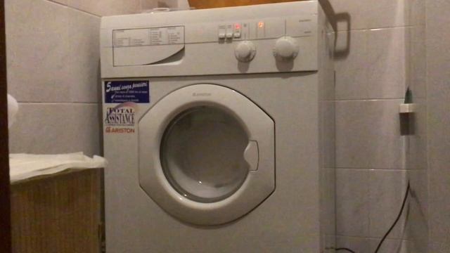 Очистка барабана стиральной машины Ariston margherita AB436T (4 программа без белья). смотреть онлайн