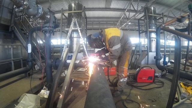 Плазморез FUBAG помогает в монтаже.mp4 смотреть онлайн