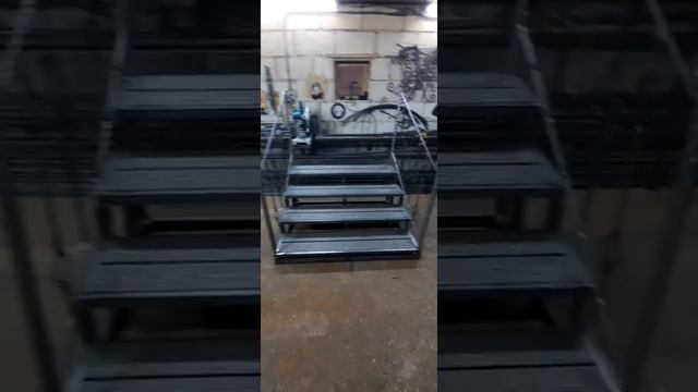 Работа идёт своим чередом. смотреть онлайн