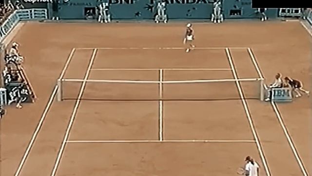 Martina Hingis vs Jennifer Capriati 2001 Roland Garros SF Highlights смотреть онлайн