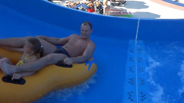 Надя с папой на Цунами смотреть онлайн