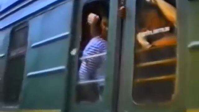 День ВДВ 2 августа 1992 Латвия. ВатноВДВ огребает!