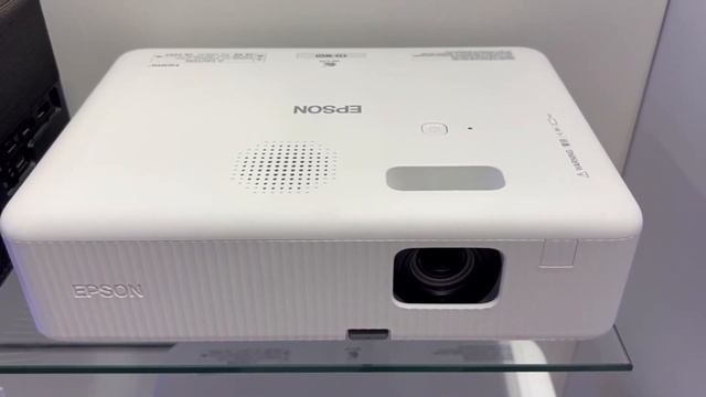 Best Epson Projector: EpiqVision Flex OR Home Cinema LS1100? - Review смотреть онлайн