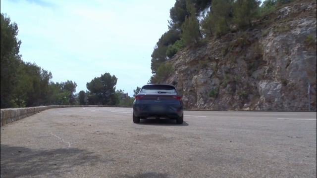 [Carette !] Essai : Seat Leon 4 1.0 TSi 110 смотреть онлайн