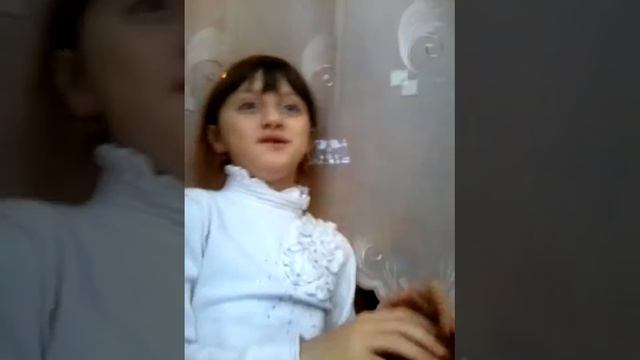 Привет всем это видео айпат под подушкой но это 1 часть смотреть онлайн