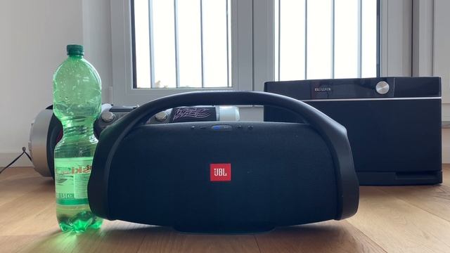 JVC NV DP200 vs JBL Boombox vs Aiwa Exos 9 Bass Test смотреть онлайн