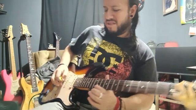 Peavey JSX with a Cruzer strat by Crafter смотреть онлайн