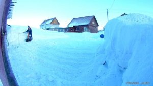 Самодельный электрический снегоуборщик.