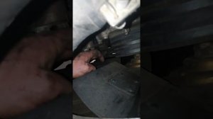 Урал-4320, замінив ремні...