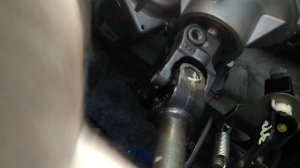 Hyundai Santa FE 2013 люфт рулевого вала, стук в рулевой колонке