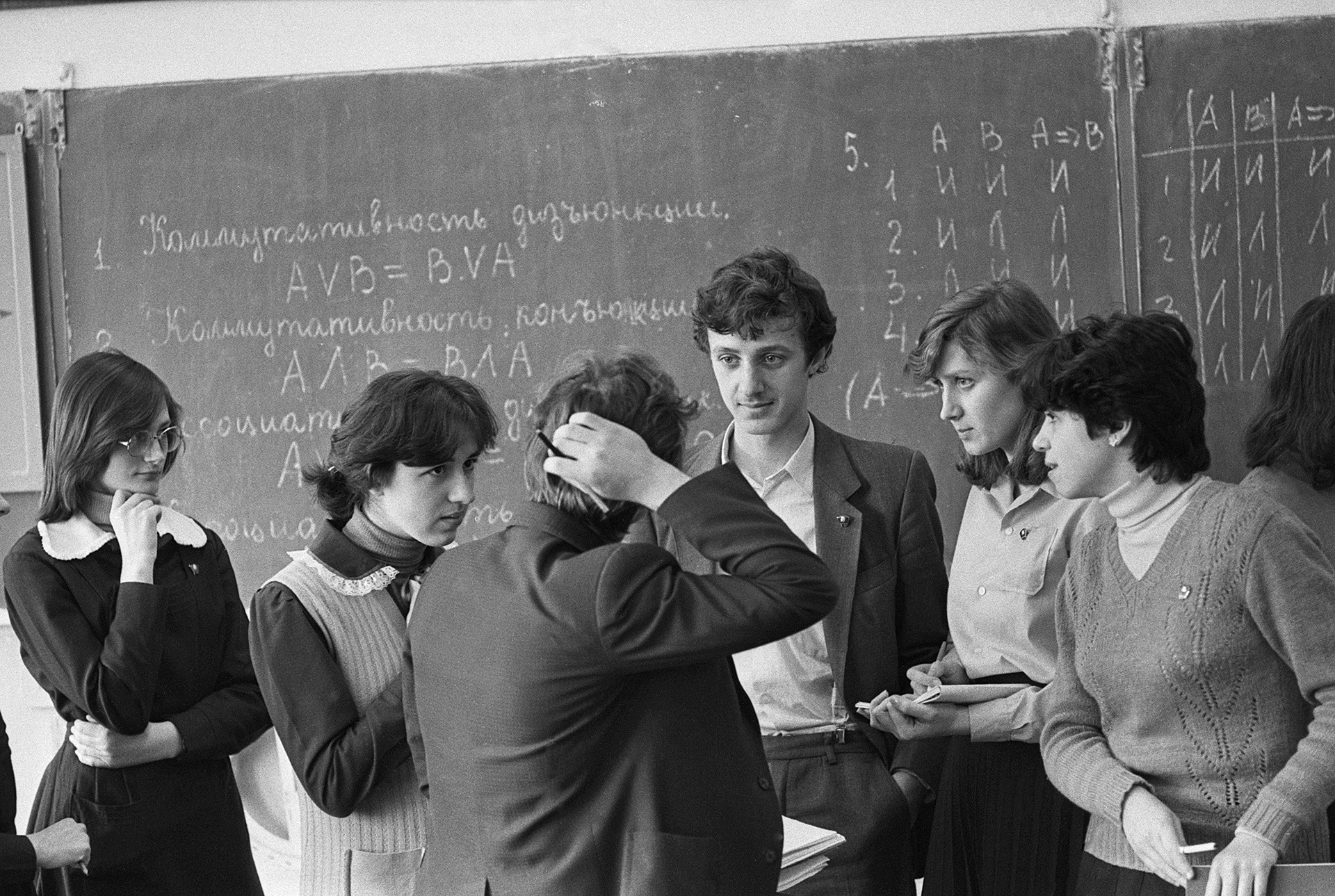 Ночной директор.mp4 Часть вторая смотреть онлайн