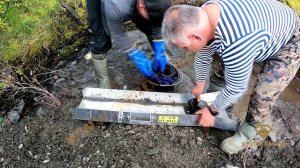 Проходнушка для золота. Опробование песков. Доводка золота лотком. Месторождение золота в Магадане