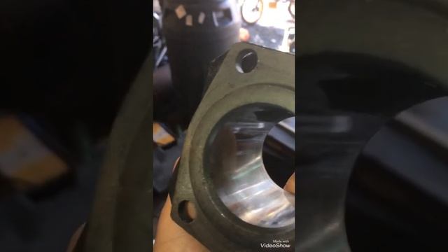 Не заливайте компрессорное масло в воздушный компрессор!! смотреть онлайн