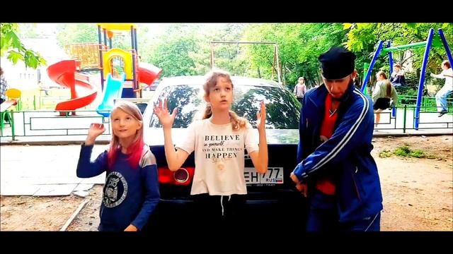 Первое музыкально-танцевальное видео на канале Три Короля от Короля. смотреть онлайн