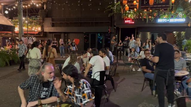 Medellin Nightlife With Many Single Ladies 🇨🇴 Colombia смотреть онлайн
