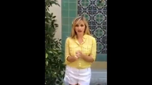 Resse Witherspoon ALS Ice bucket Challenge смотреть онлайн