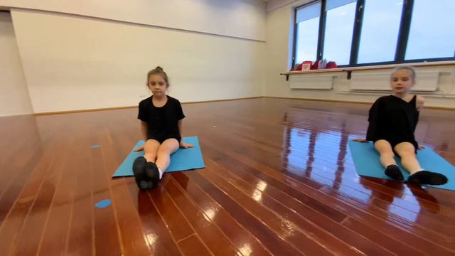 Филиал МВЛ, группа 3 смотреть онлайн