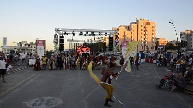 Выступление знаменосцев из Сан Марино (2) смотреть онлайн