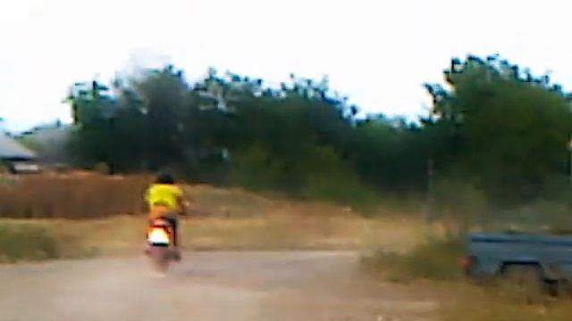 разгон на мопеде Альфа смотреть онлайн
