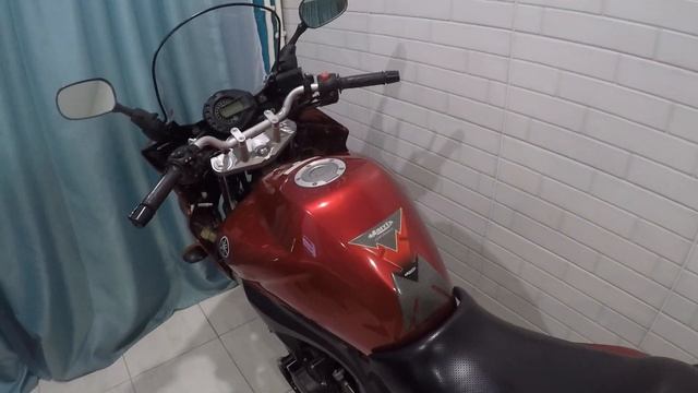 Мотоцикл в квартире. Устроил гараж у себя дома смотреть онлайн