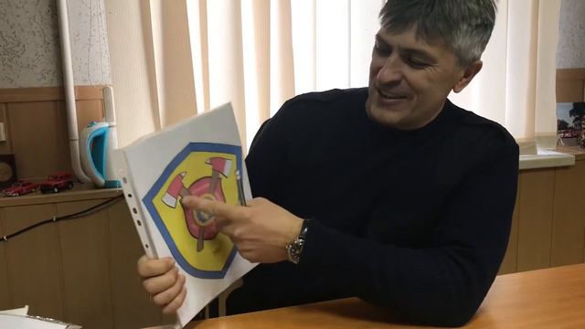 У нас есть эмблема. А у вас? смотреть онлайн