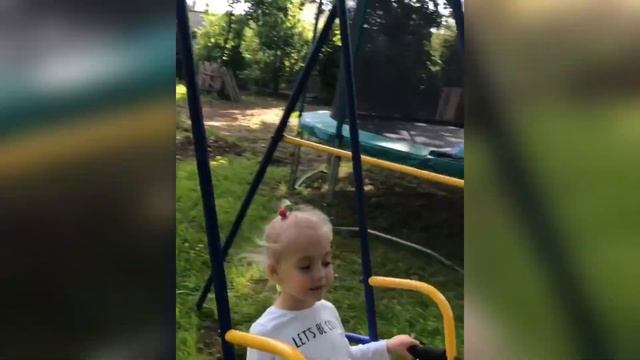 Алла Пугачёва и Елизавета Галкина: «Куда уходит детство?» смотреть онлайн