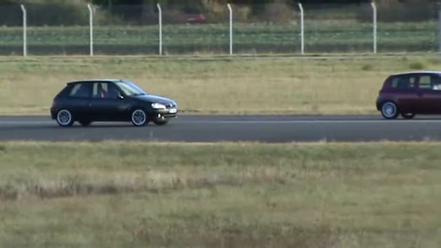 RSS7 Albi 2011 - Peugeot 106 s16 VS Renault Clio 1.6l 16v смотреть онлайн