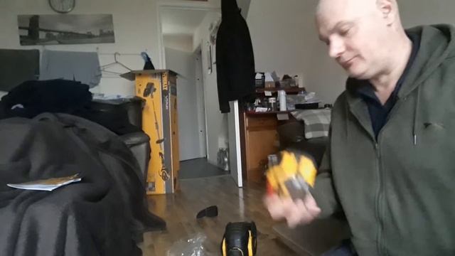 Dewalt DCM5713 54v Strimmer ?????brushless Motor