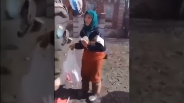 Бабушка с Красным Знаменем смотреть онлайн