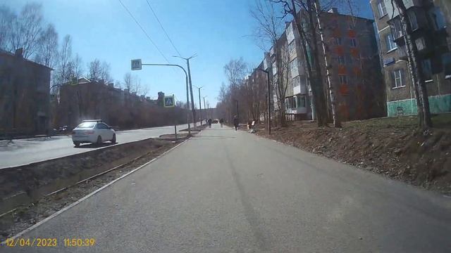 Видео за 12.04.2023 года еду домой вид задней камеры