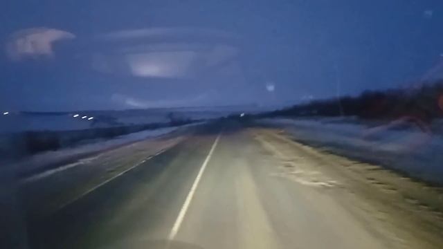 Вырывались из снежной метели Трасса М5 Урал закрыли дорогу в сторону Сызрани ? #зима2024 #трассам5