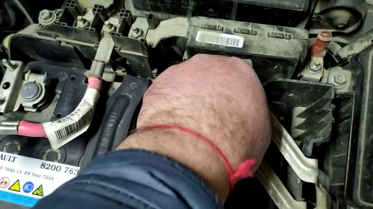 Заряжаю аккумулятор не снимая с машины смотреть онлайн