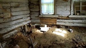 Дом в деревне  / Подъем дома /  Курятник из старого дома 3