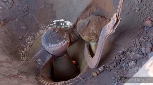 Как дробят железную руду