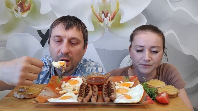 МУКБАНГ КОЛБАСКИ НА ГРИЛЕ И ВСЕ ТАКОЕ | MUKBANG GRILLED SAUSAGES AND ALL THAT смотреть онлайн