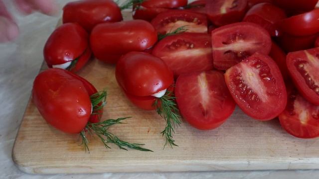 Обалденная закуска! Помидоры ЧЕРЕЗ СУТКИ! Рецепты просто! смотреть онлайн