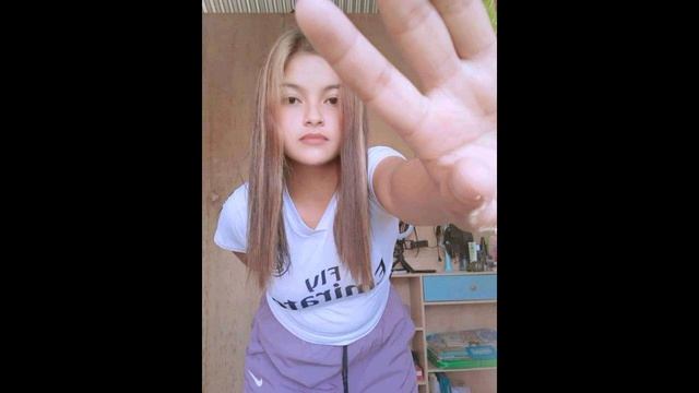 First Entry in "YouTube Channel" смотреть онлайн