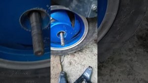 Замена колеса на скутере.