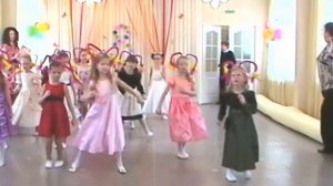 НЕОБЫЧНЫЙ! ТАНЕЦ на ВЫПУСКНОЙ в ДЕТСКОМ САДУ