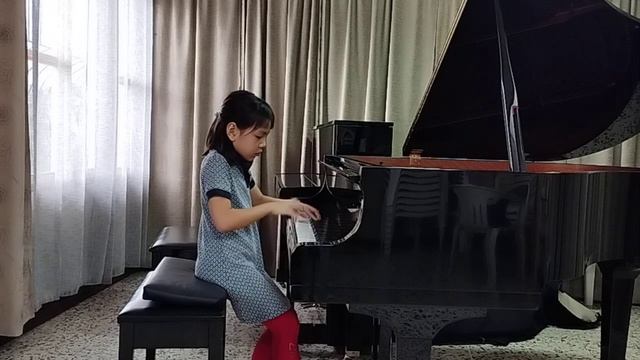 *J.S. Bach-Prelude and fugue in C-minor ( BWV 847) N2 of bookI* & Brasil tango *gonzaga -Suspiro* смотреть онлайн