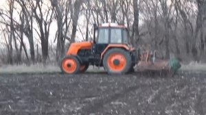 Тестируем МИНИ Бизон 4х4 в поле (Пружинный культиватор 8м)