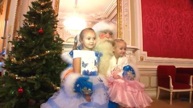 Ёлки в Аничковом смотреть онлайн