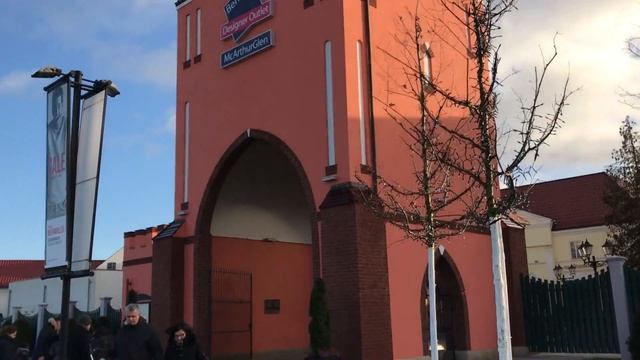 Как я ездил в Designer Outlet Berlin, чтобы сдать ботинки Strellson смотреть онлайн
